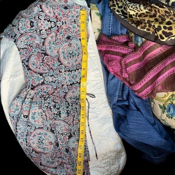 ADORABLE Dress Barn cold shoulder poet sleeve blouse size med… spring ready! - Picture 11 of 12